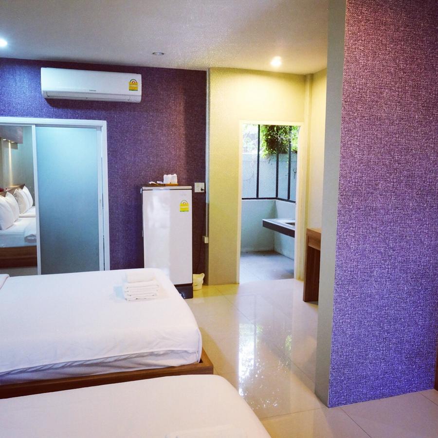 The Rhea Hotel Удон Тани Екстериор снимка